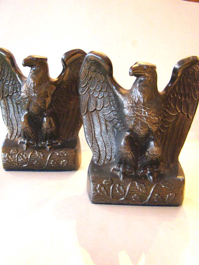 A nice pair of vintage American eagle bookends